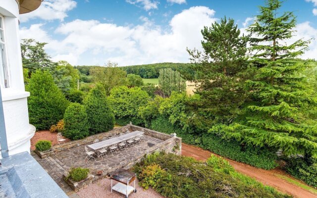 Marvellous Holiday Home in Ronse with Terrace