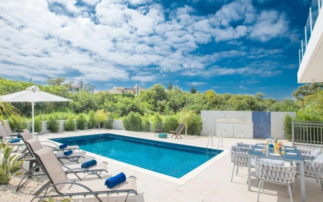 Villa Davina AQ Po490b