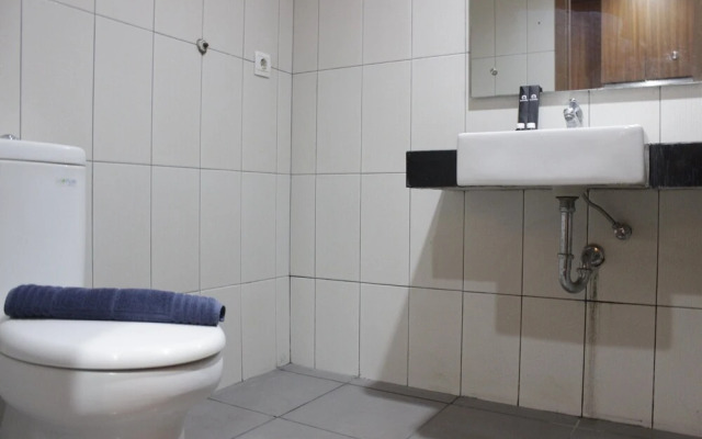 Pleasant & Cozy Studio at Dago Suites Apartment