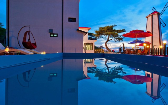 Naerimong Beach Pension