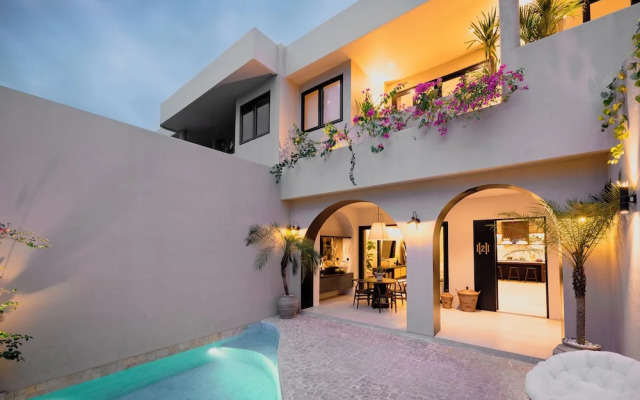 Villa Hampton II