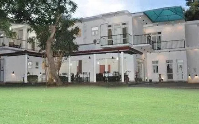 Vista Rooms Aluthgoda Road
