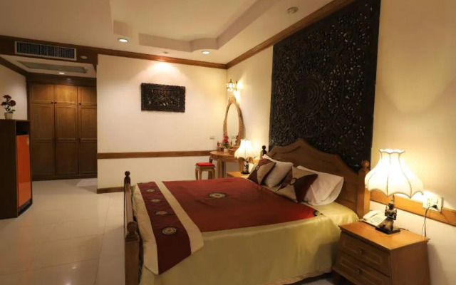 Right Spot Inn Hotel