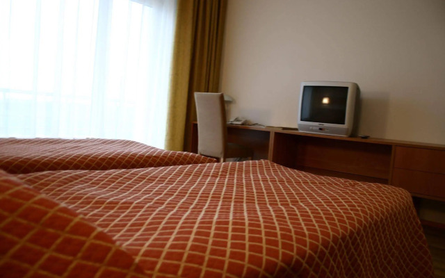 Raadimõisa Hotel