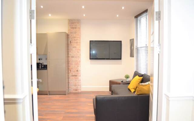 OnPoint Apartments - Deluxe Apartment City Centre Ideal Location!
