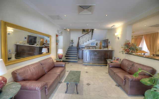 Allegro Hotel