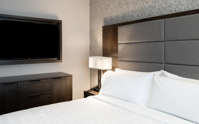 Staybridge Suites Boston Logan Airport - Revere by IHG
