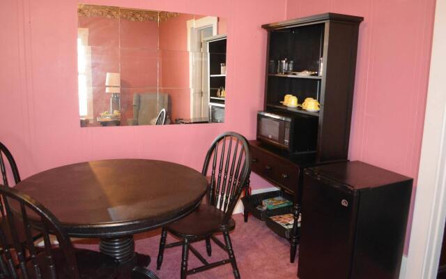 Country Road House and Berries