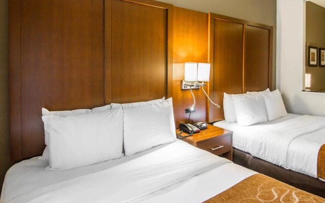 Comfort Suites Marshall