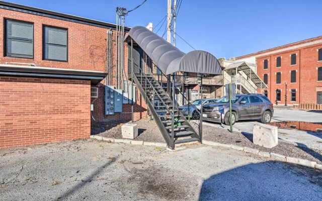 Sleek, Modern Loft in Downtown Springfield!