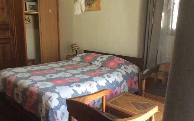 Tana-Jacaranda - Hostel