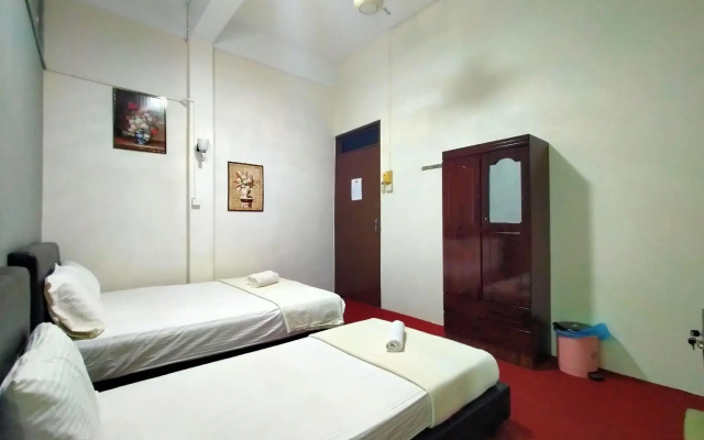 SPOT ON 89994 RZ Gold Hotel - photo 3