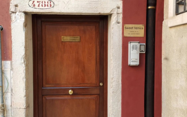 Sweet Venice - rooms & apartments