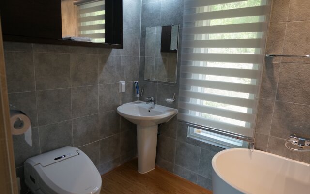 Moonlight Village Pension