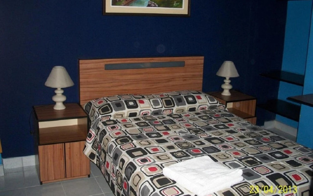 Hostal Hellen Ross