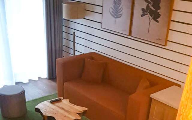 Room in Lodge - Cozy Room at Beach Club Hotel st Emilie Energie Lake Mountain No6374