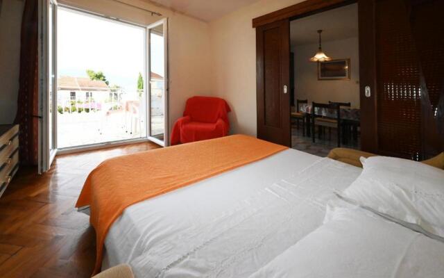 Mihovilovic - 50 m from beach - A2(6+1)