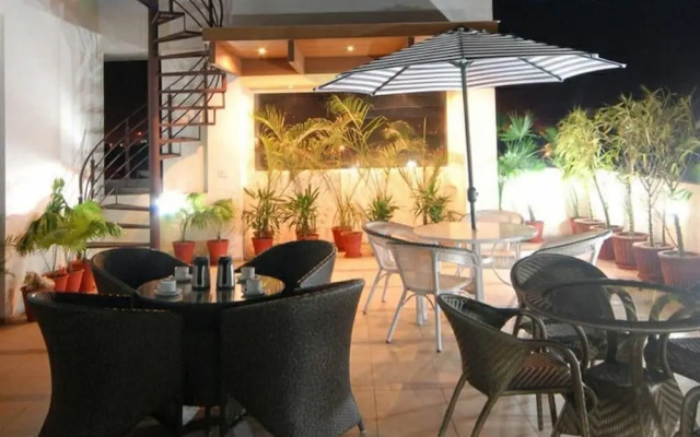 Hotel NaNgi's Pride