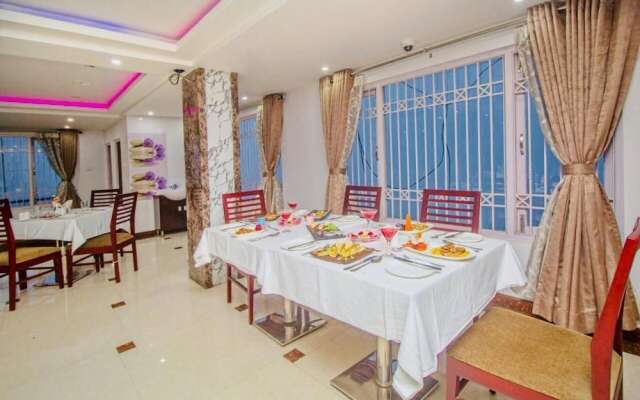 Cocoon By Morpho Rain Lily Green Park