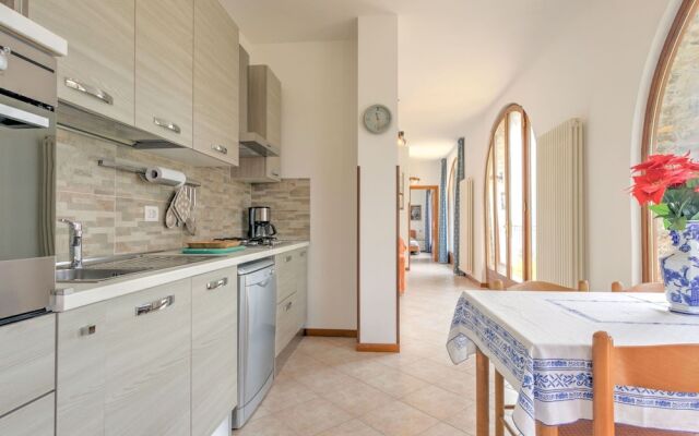 Climb, Cruise & Dine; Lake Como