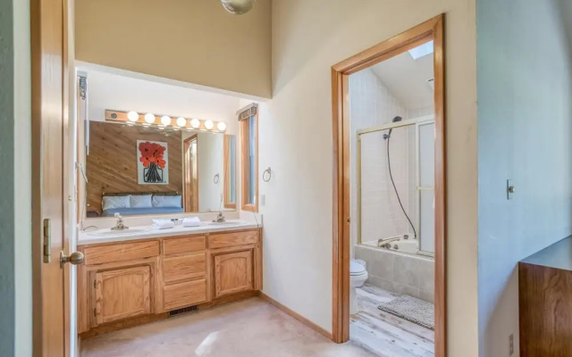 Red Cedar Lane 18