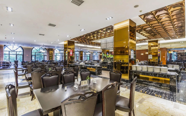 Huaxi Zhongzhou International Hotel