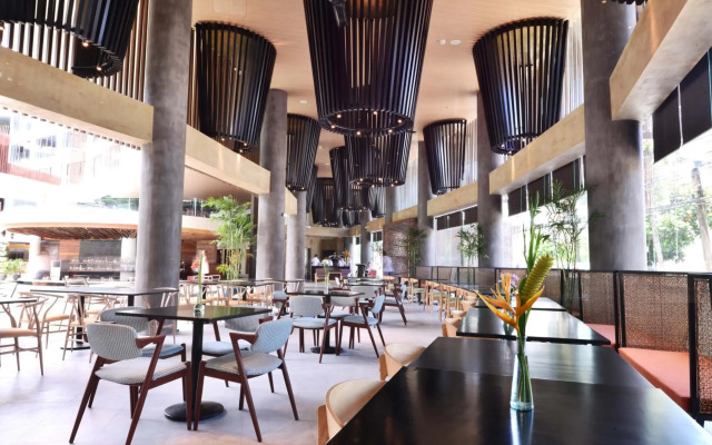 Hue Hotels and Resorts Boracay Managed by HII