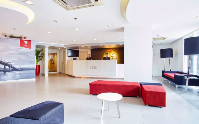 Red Planet Cebu