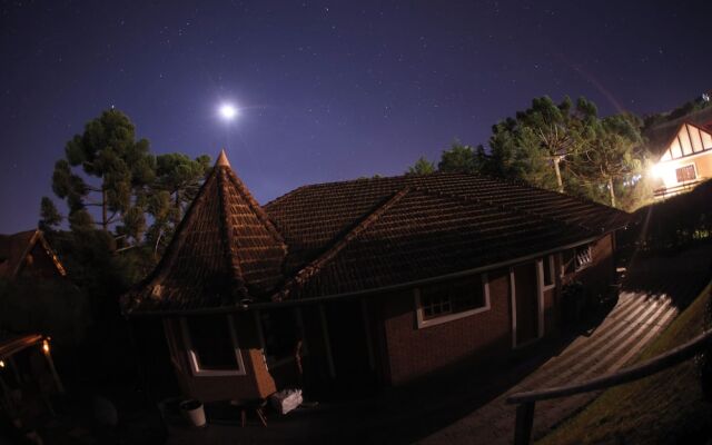 Chalé Belga - 1,2 km do Centro Turístico Capivari