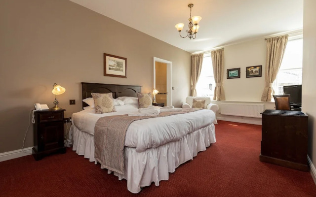 White Lion Royal Hotel
