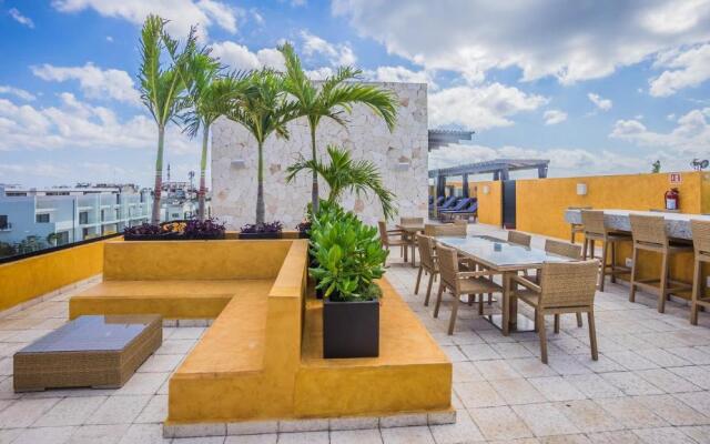 Lunada Condo by Bric