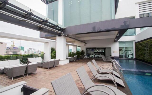 Naki Suites at Silvertown