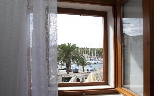 Apartment Marija-15m from the sea