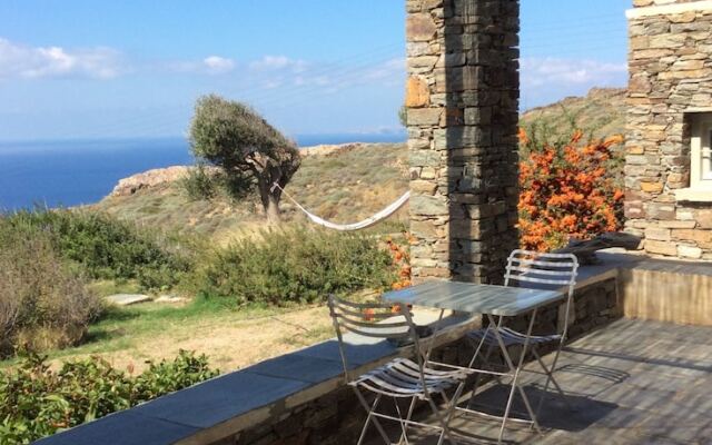 Villa With 3 Bedrooms in Cyclades, With Wonderful sea View, Private Po