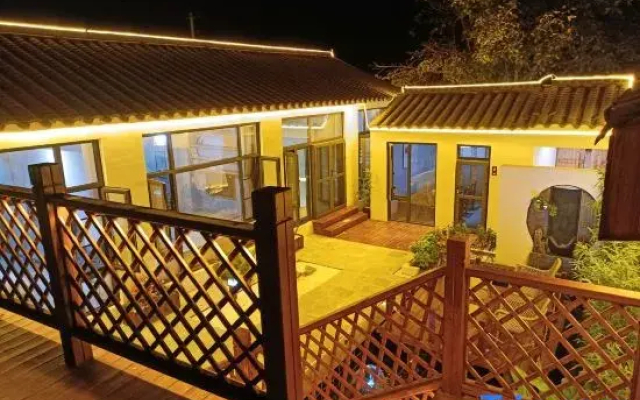 Supreme Home and Three lane Homestay