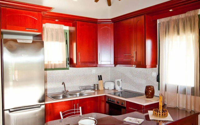 Aselinos Suites