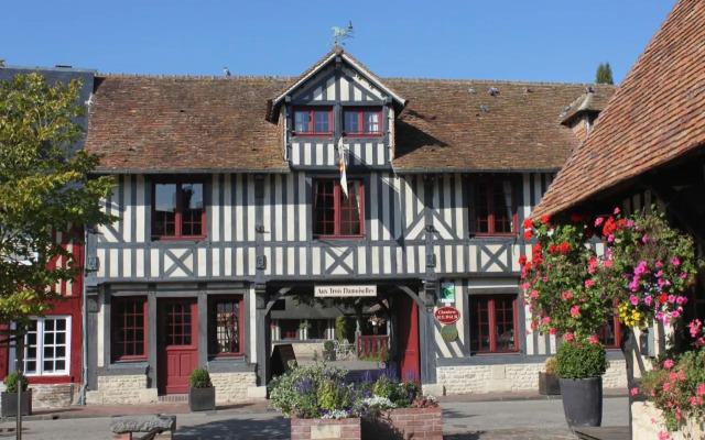 hotelImage
