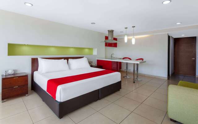 Ramada by Wyndham Acapulco Hotel & Suites