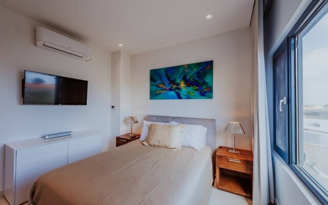 Arrival IN October: 20% Discount! at Waykiri Luxury Condos, Unit A-09