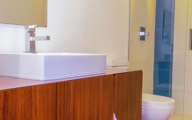 Exclusive 5th Ave Apt with Private Pool