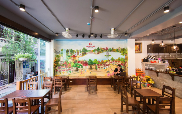 No.9 Housinng 81 Linh Lang