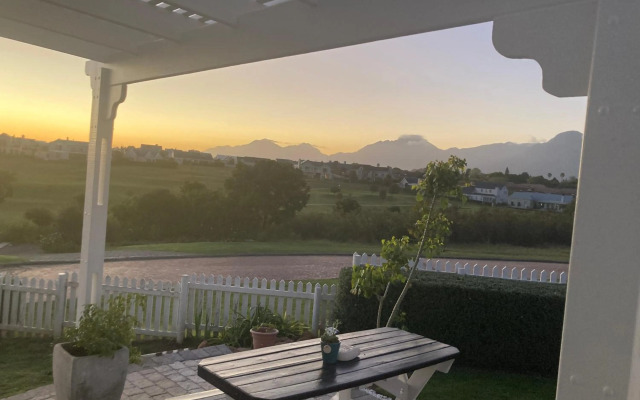 Golfers View @ Kingswood Golf Estate