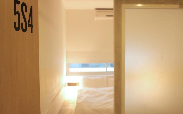 HQ hostel Silom