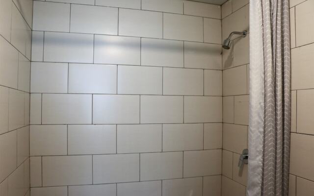 Exclusive 2Br At Lexington Apartment