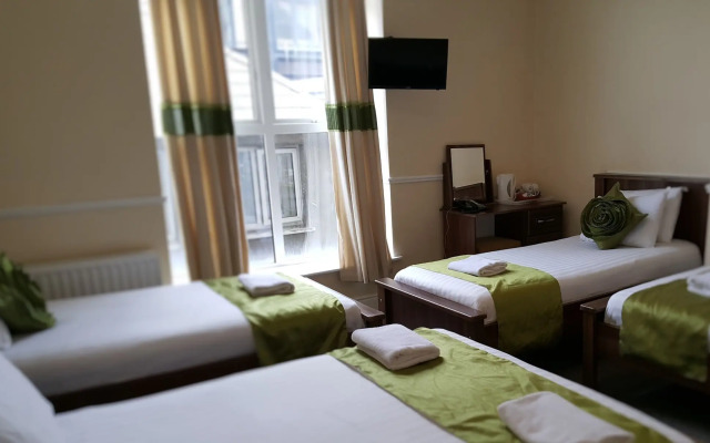 Hazelbrook House B&B