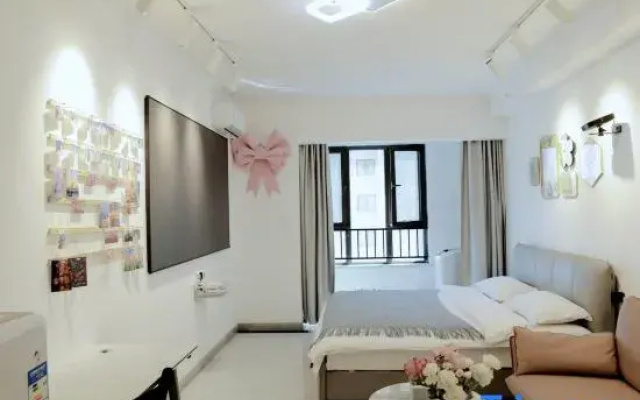 Youjian Homestay (Xiaoxigou Subway Station)