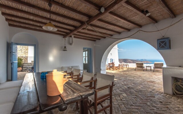 Villa Cycladic Breeze Tranquil & Private