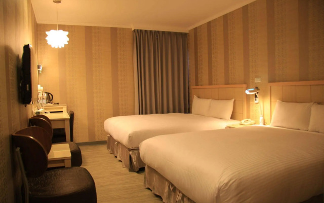 Just Enjoy Business Hotel