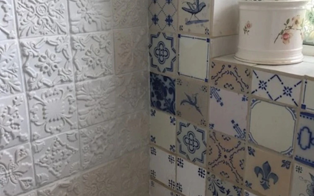 The Ceramic House
