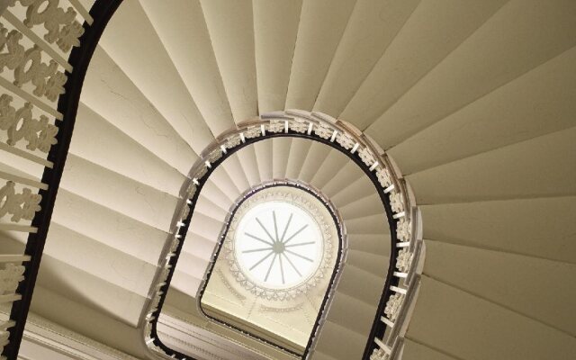 Kimpton Hotel Monaco Washington DC by IHG